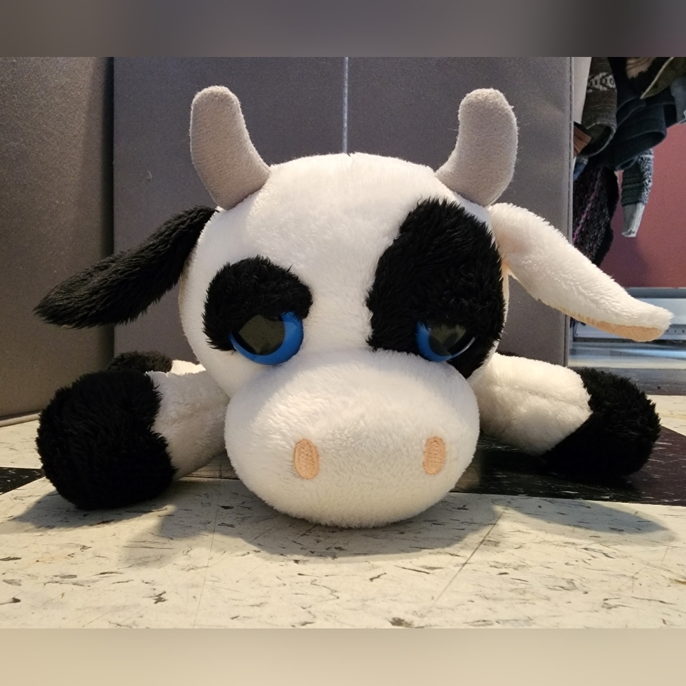 Keel Toys Cow Plush With Pocket